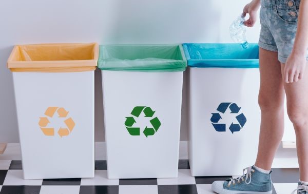 Ändringar i tömningsintervallerna ska meddelas till Stormossen av disponenten eller styrelseordföranden