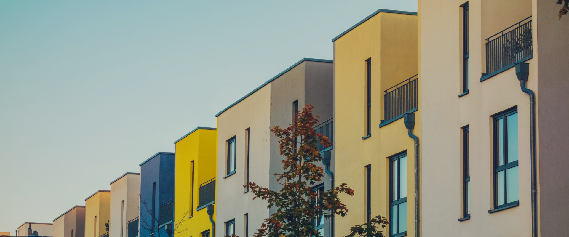 Solenergi i husbolagen med hjälp av direktiv?